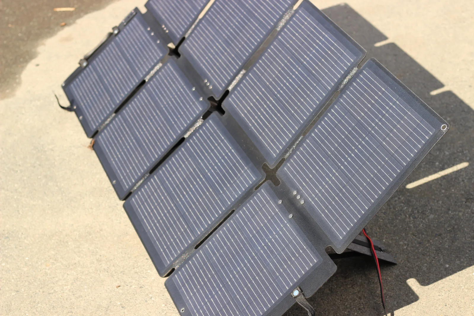 BLUETTI SORA 130 Solar Panel Review — 123 Watts Into the Battery From a 130-Watt Panel