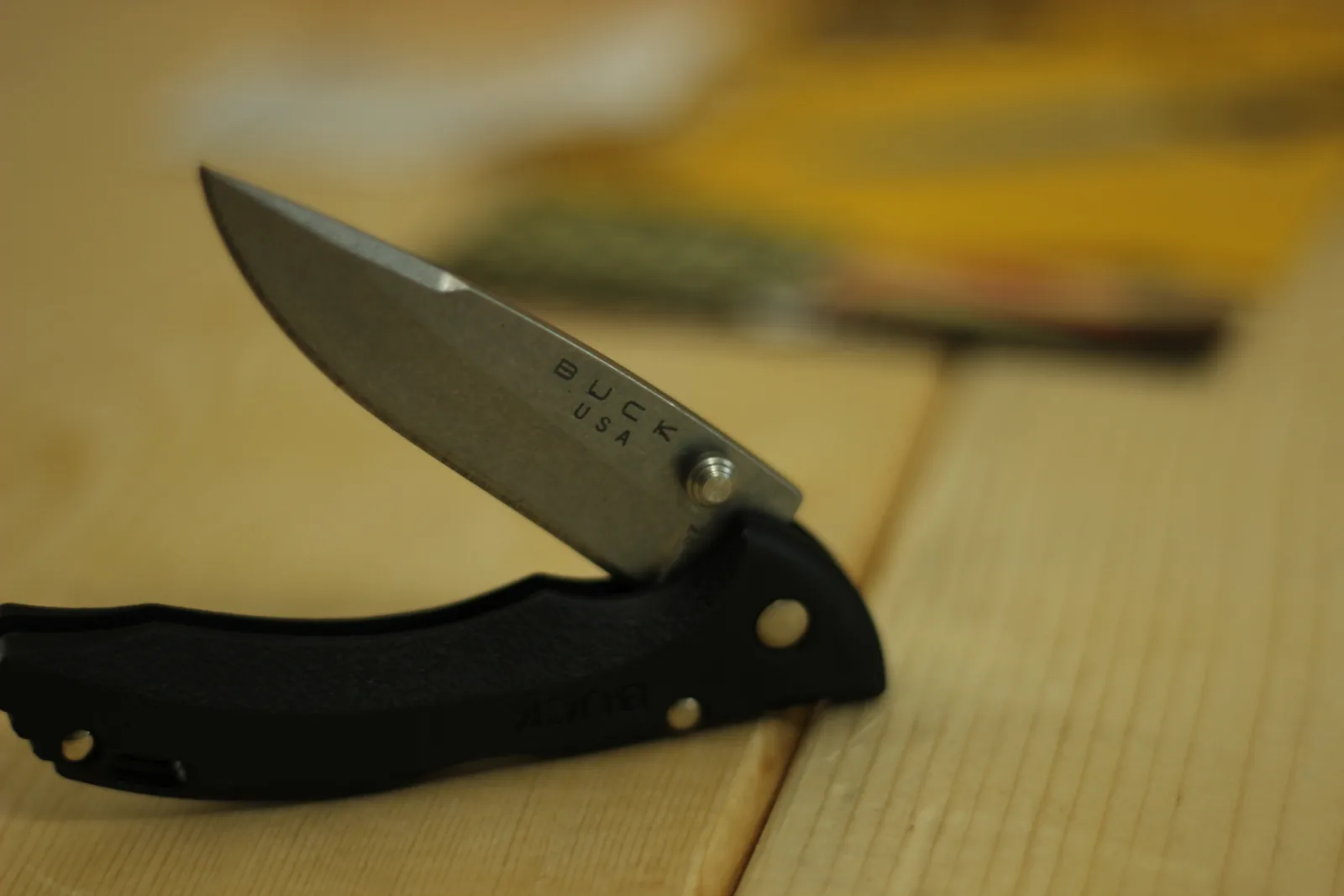 Buck 284 Bantam BBW Review — The 1.5-Ounce American Lockback That Costs Less Than a Box of Ammunition