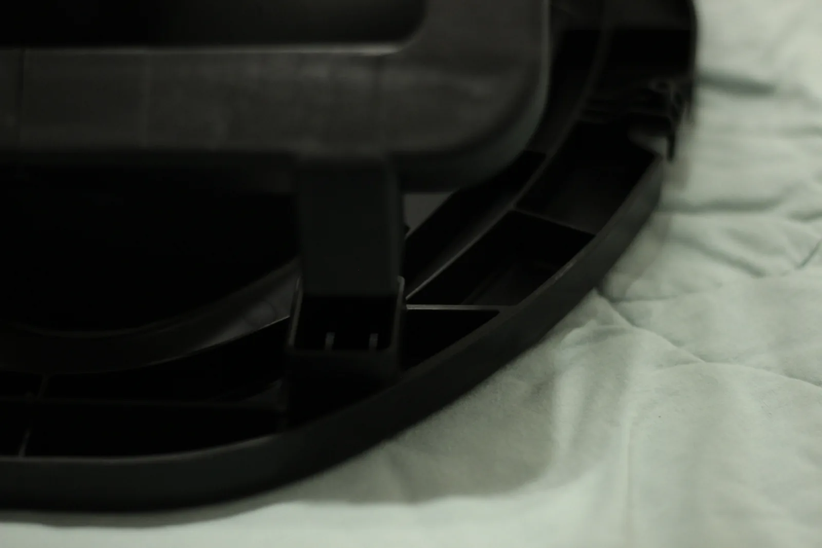 Frame side view showing build quality